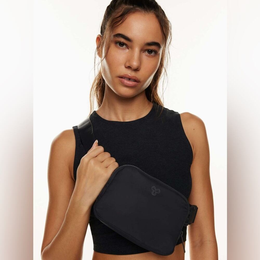 NWT TNA Bag